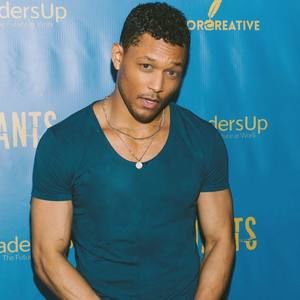 Meet your Posher, Curtis